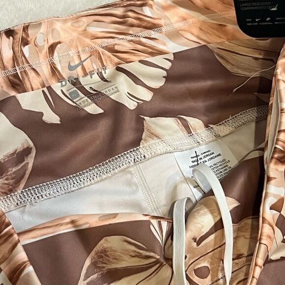 NWT Nike Tropical Print High Rise Crop Leggings - Size XL - Picture 6 of 12